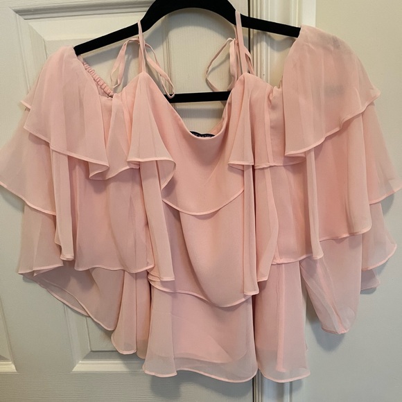 Rebecca Minkoff Dena Tiered Cold-Shoulder Light Pink Top - Picture 11 of 12